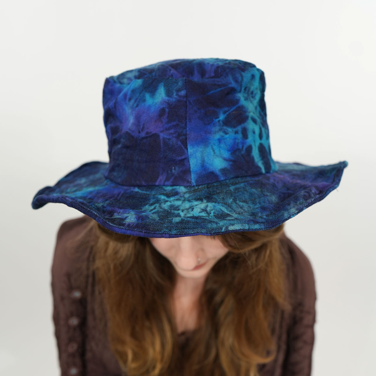 Denim Tie Dye Crushable Bucket Hat in Blue