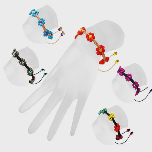 Beaded Flowers Pull Tie Macrame Bracelet