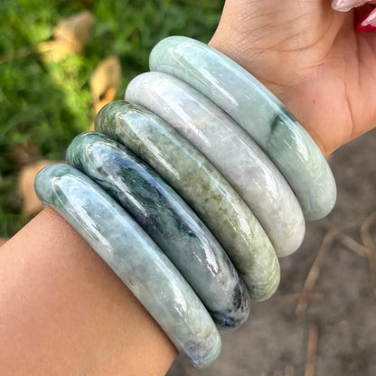 Burmese Jade Bangle Bracelet - 14mm