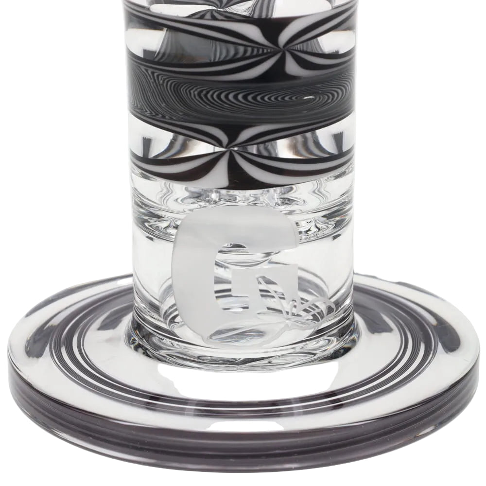 Governmint Worked Jacuzzi Rig - Black & White