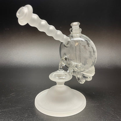 Paulie 2 Fingers Sandblasted Skull Dancing Bears Bubbler